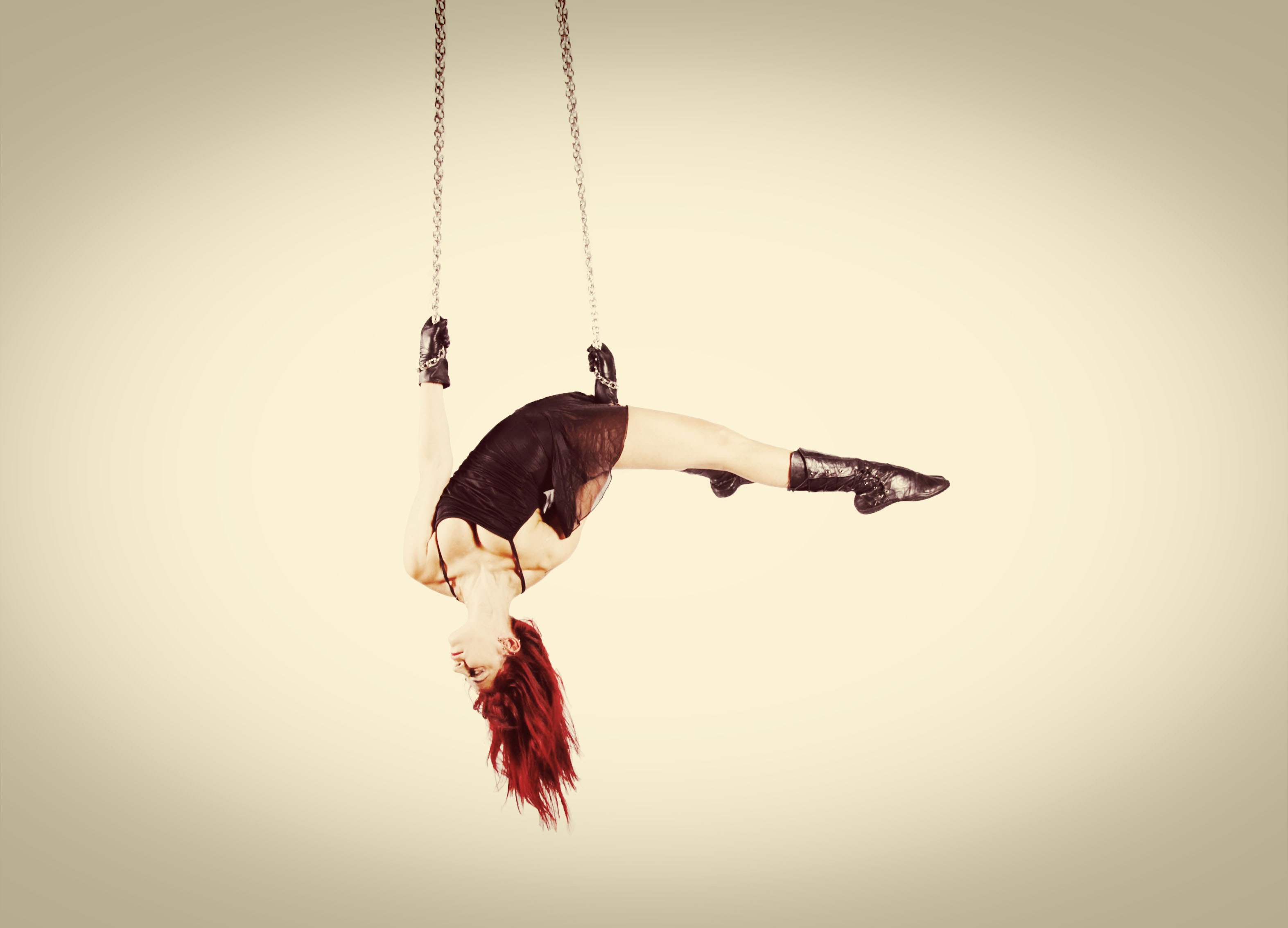 Aerial Chains